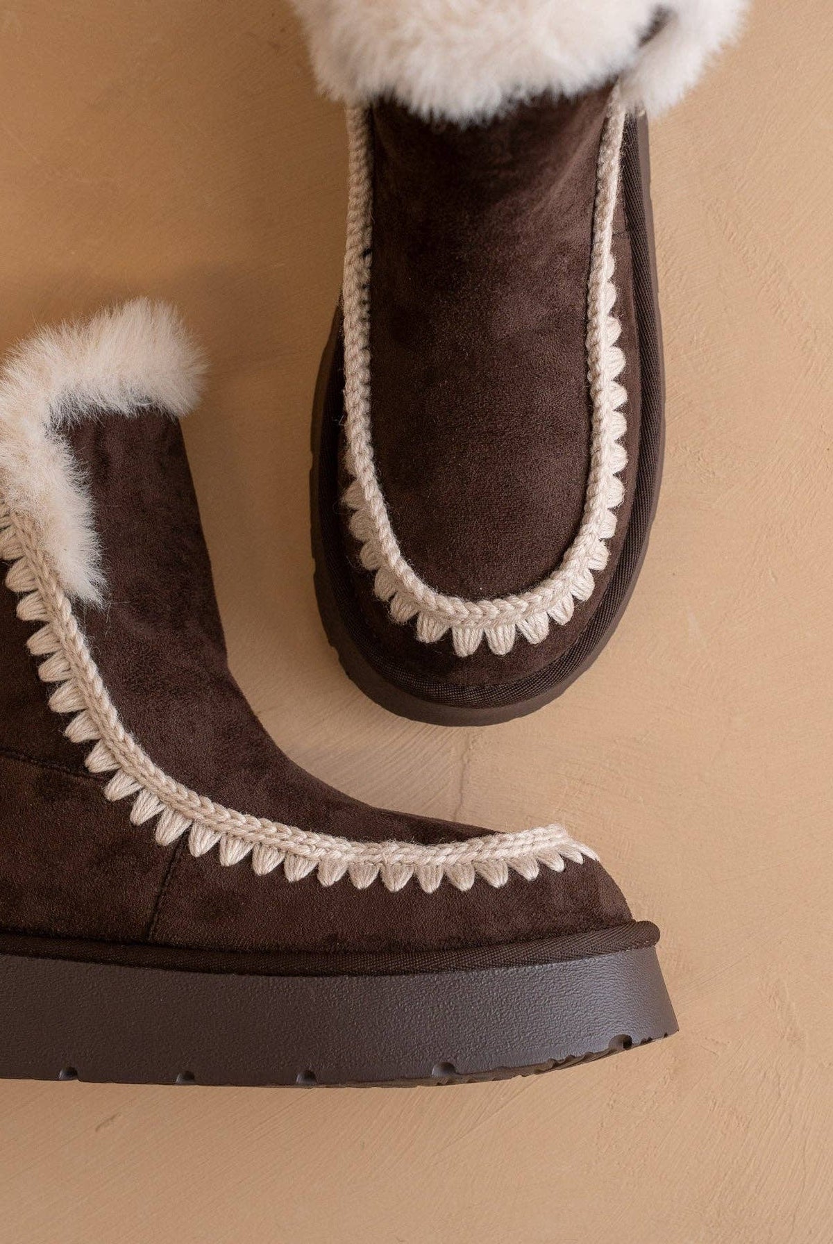 OASIS SOCIETY Joyce coffee winter boot with shearling trim, platform sole, and waterproof design for cold weather warmth and style.