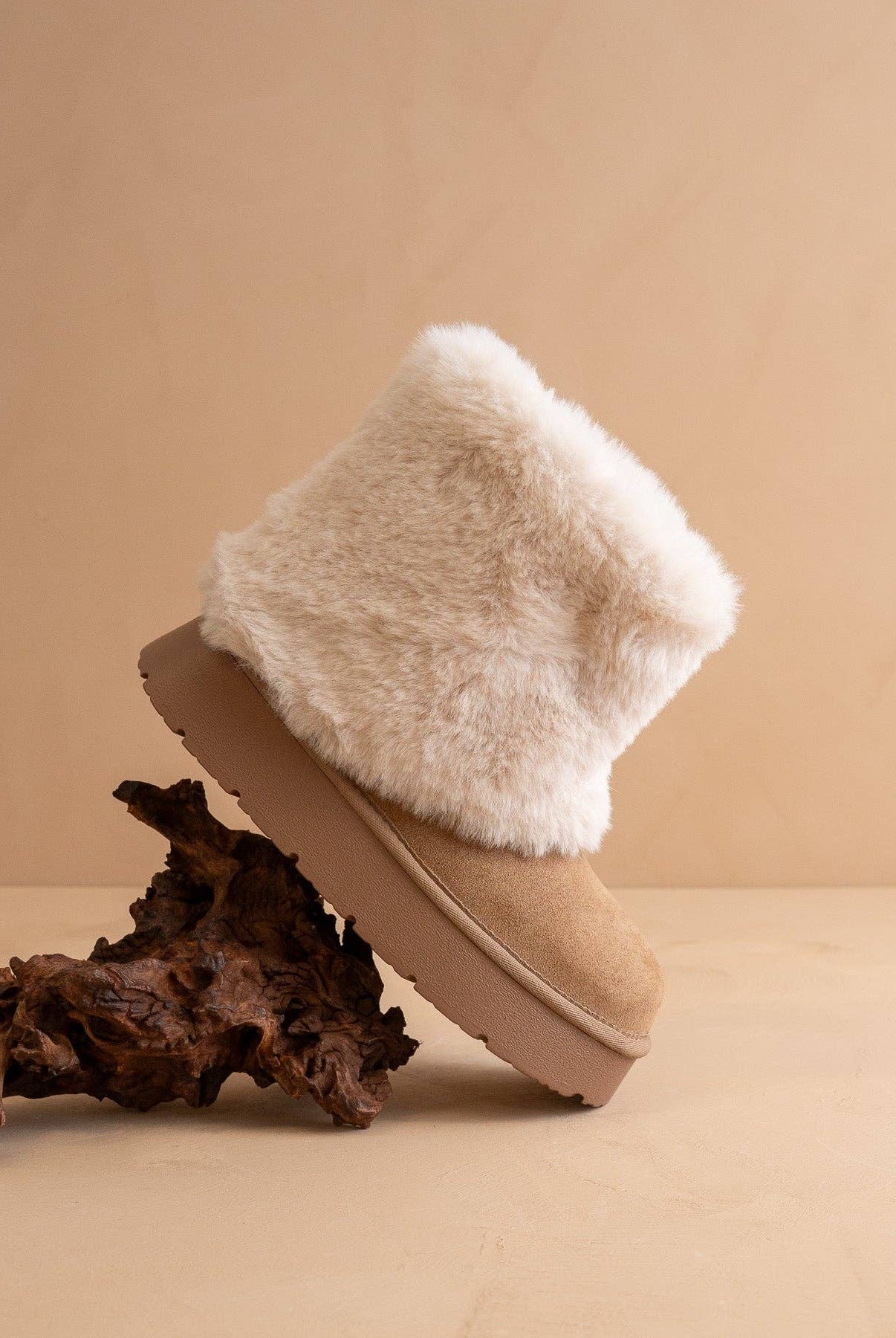 OASIS SOCIETY Johanna Latte Fur Platform Winter Boot with cozy fur lining and thick rubber sole, stylish and warm for winter wear.