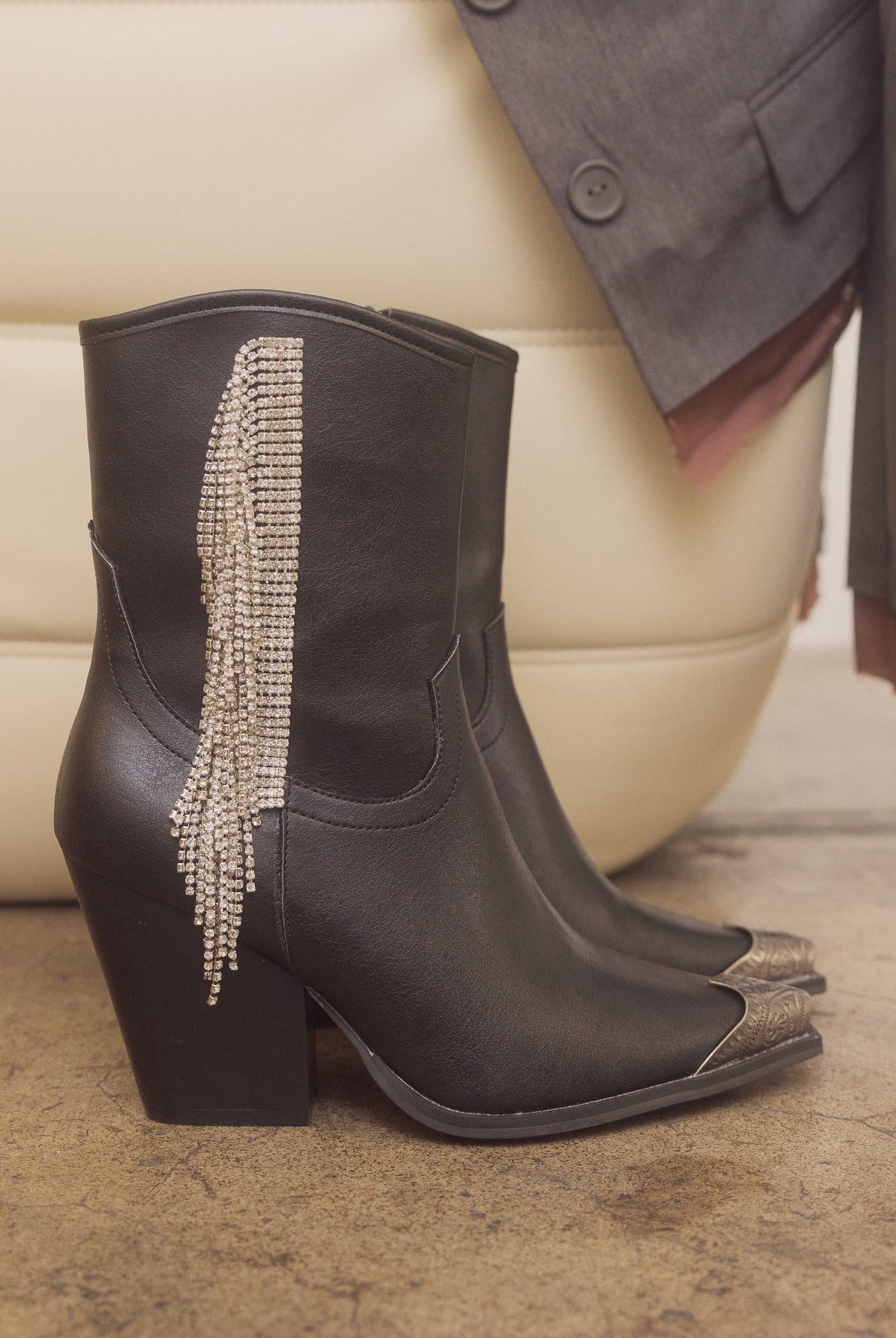 Western boots - RARA Boutique