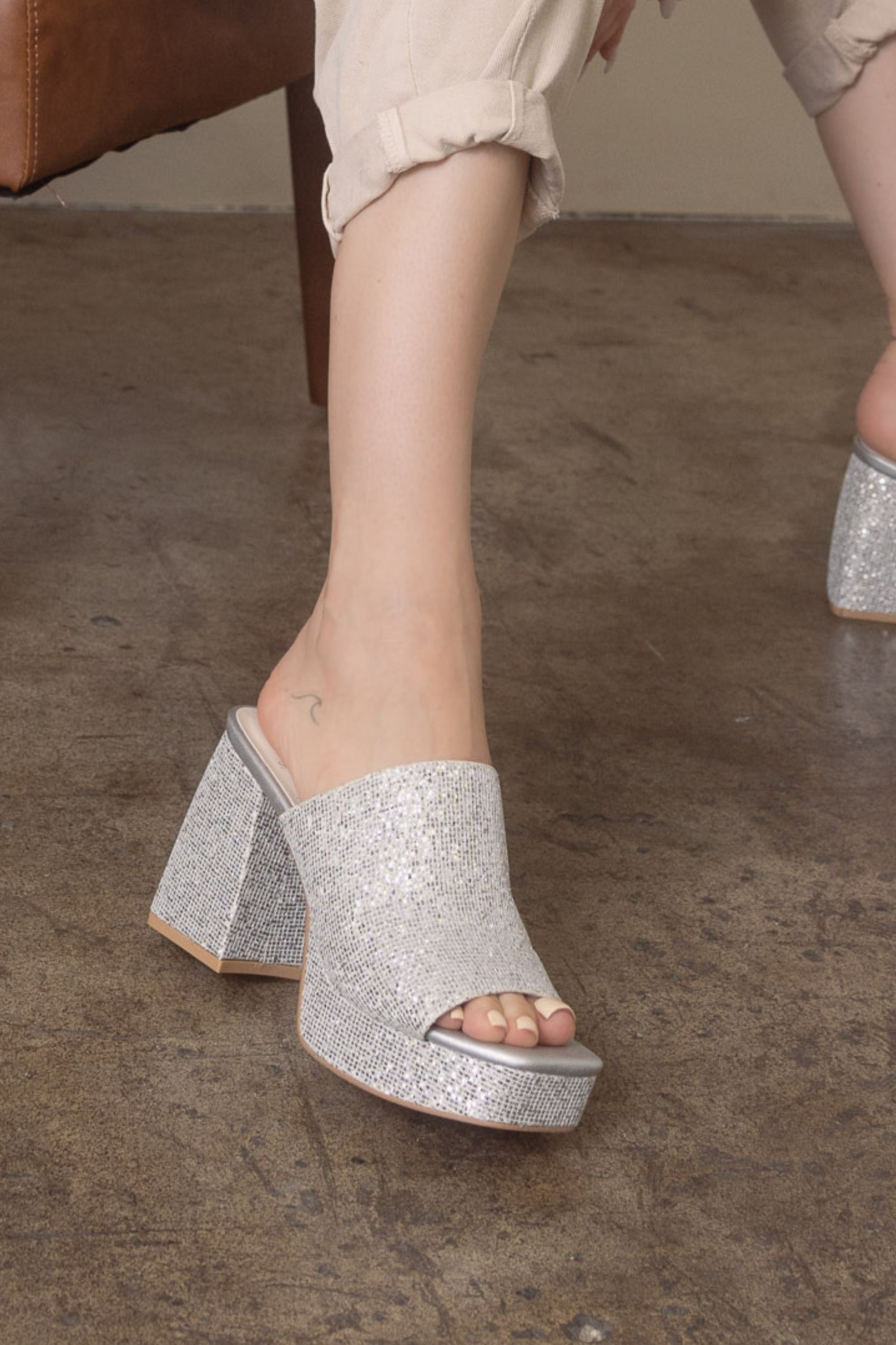 The Crystal - Sparkling Platform Slide - Oasis - RARA Boutique