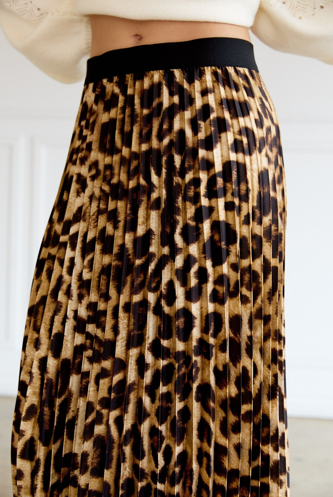 Leopard Print Accordion Pleated Midi Skirt - Sunday Edition - RARA Boutique
