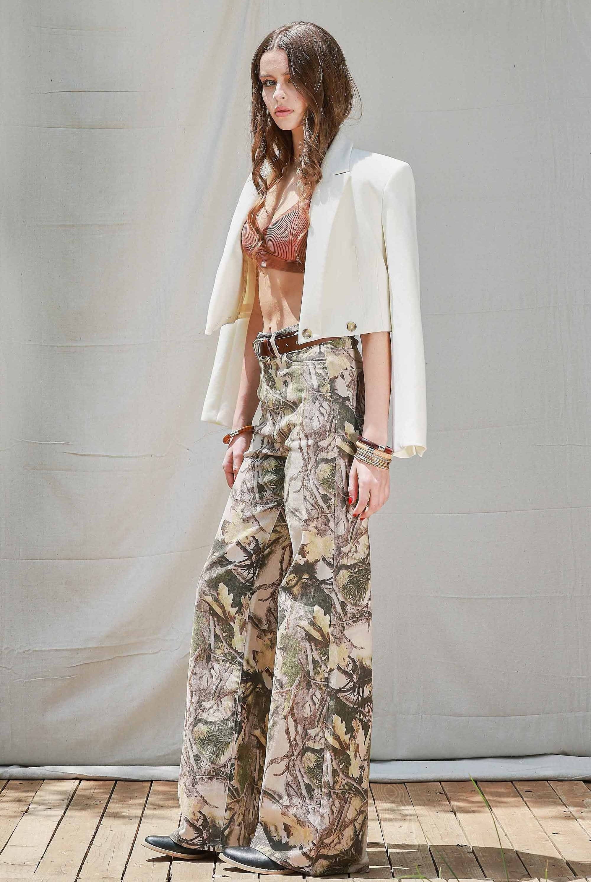 Hunting Camo High-Rise Wide Leg Jeans – Vibrant M.i.U - RARA Boutique