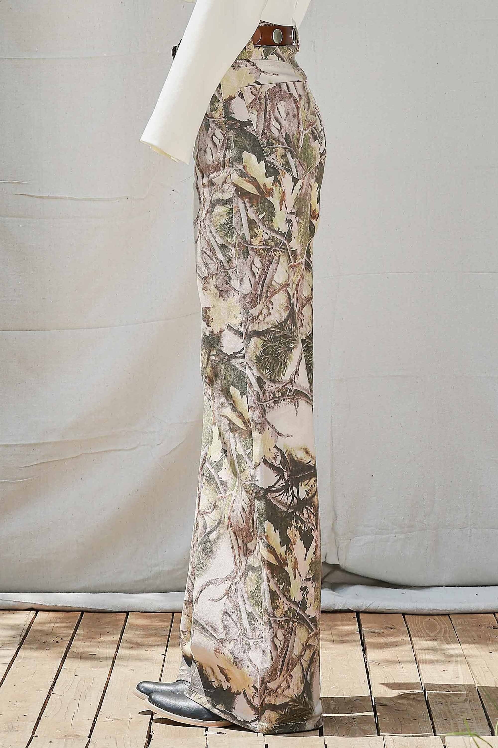 Hunting Camo High-Rise Wide Leg Jeans – Vibrant M.i.U - RARA Boutique