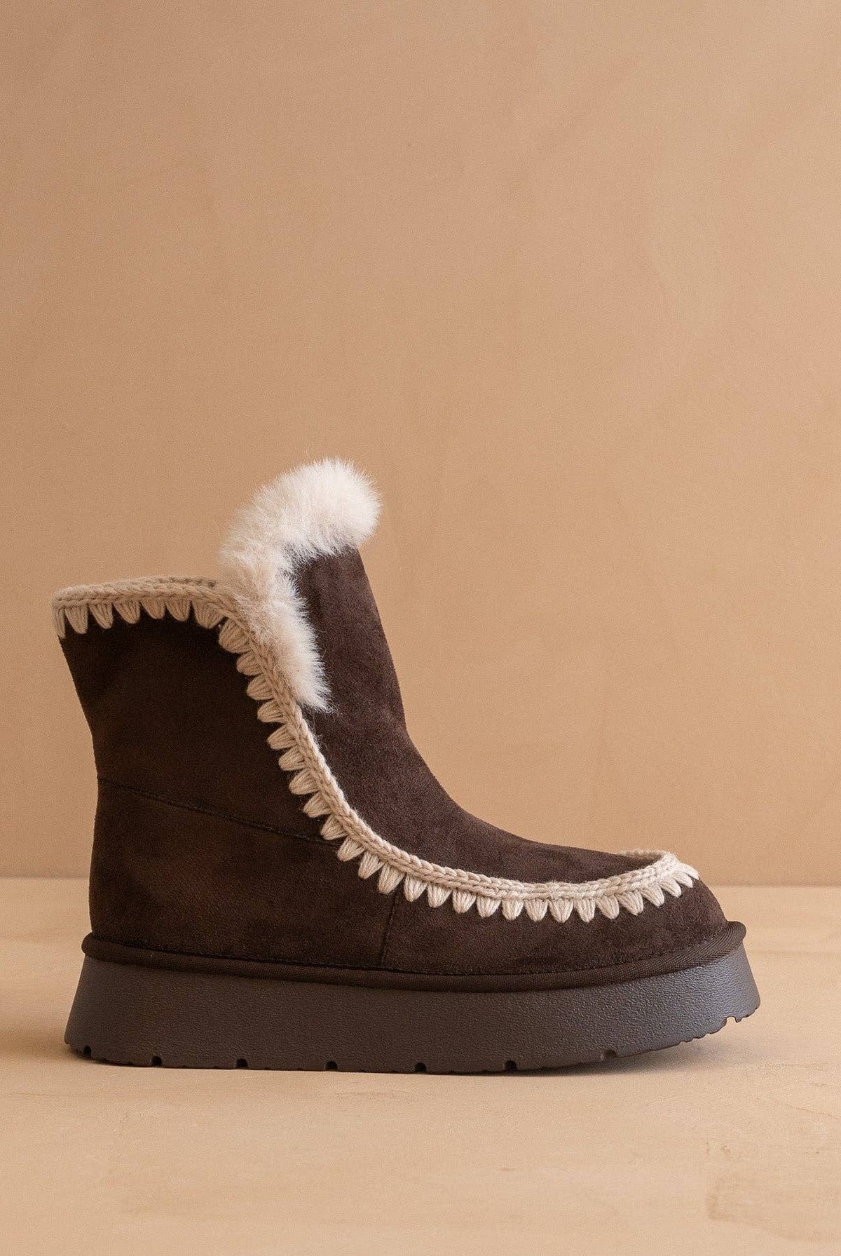 OASIS SOCIETY Joyce coffee winter boot with shearling trim and platform sole, showcasing cozy winter footwear.