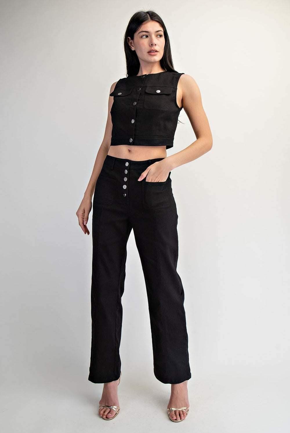 RARA Boutique twill patch pocket straight-leg cropped pants in neutral color, casual style with front and back pockets.