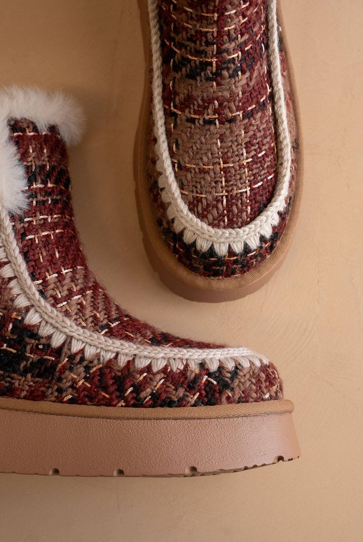 Oasis Society Joyce Mocha Tweed shearling trim platform winter boot showing textured tweed fabric, shearling lining, and rugged sole.