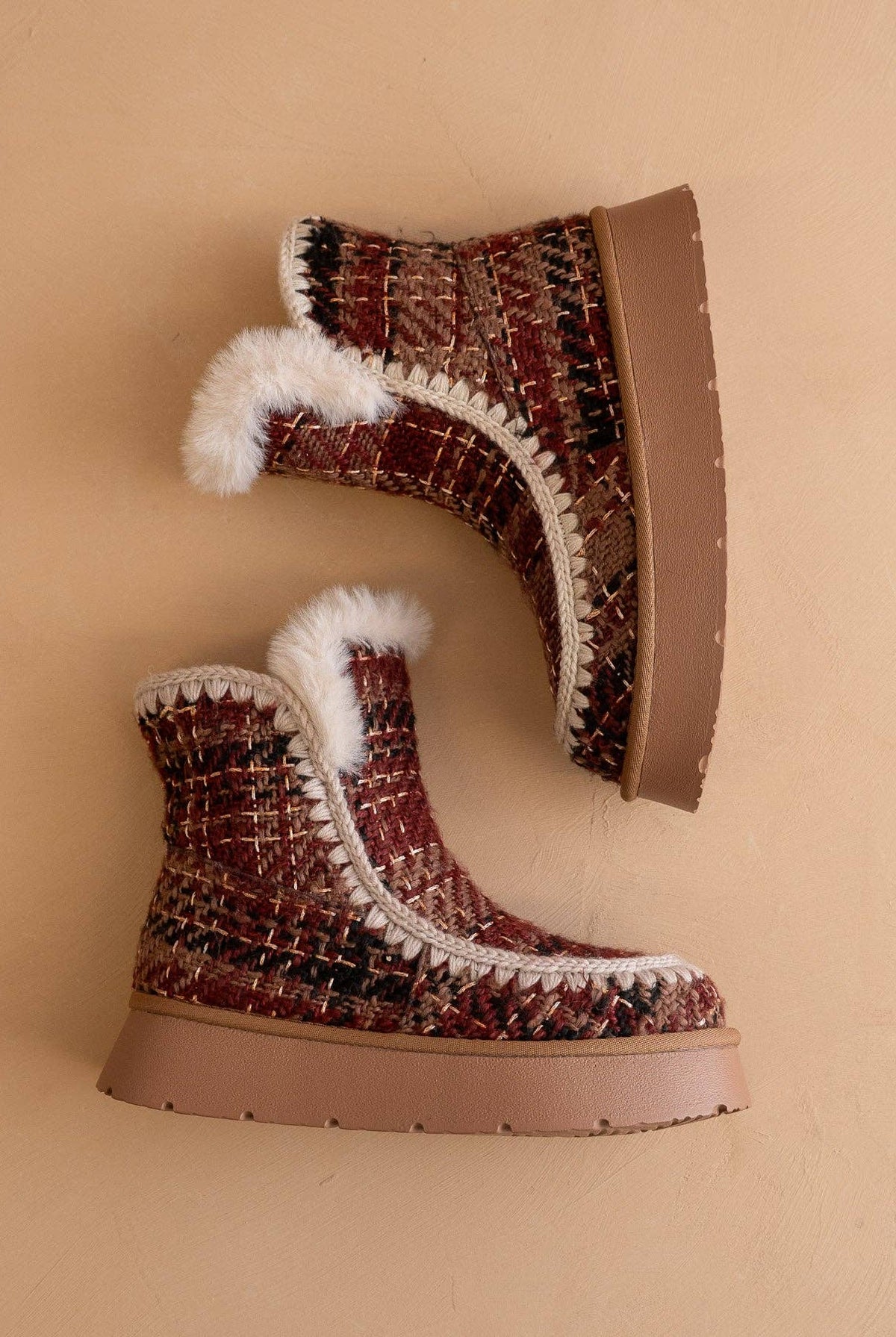 OASIS SOCIETY Joyce mocha tweed shearling trim platform winter boot showing shearling-lined upper and sturdy sole.
