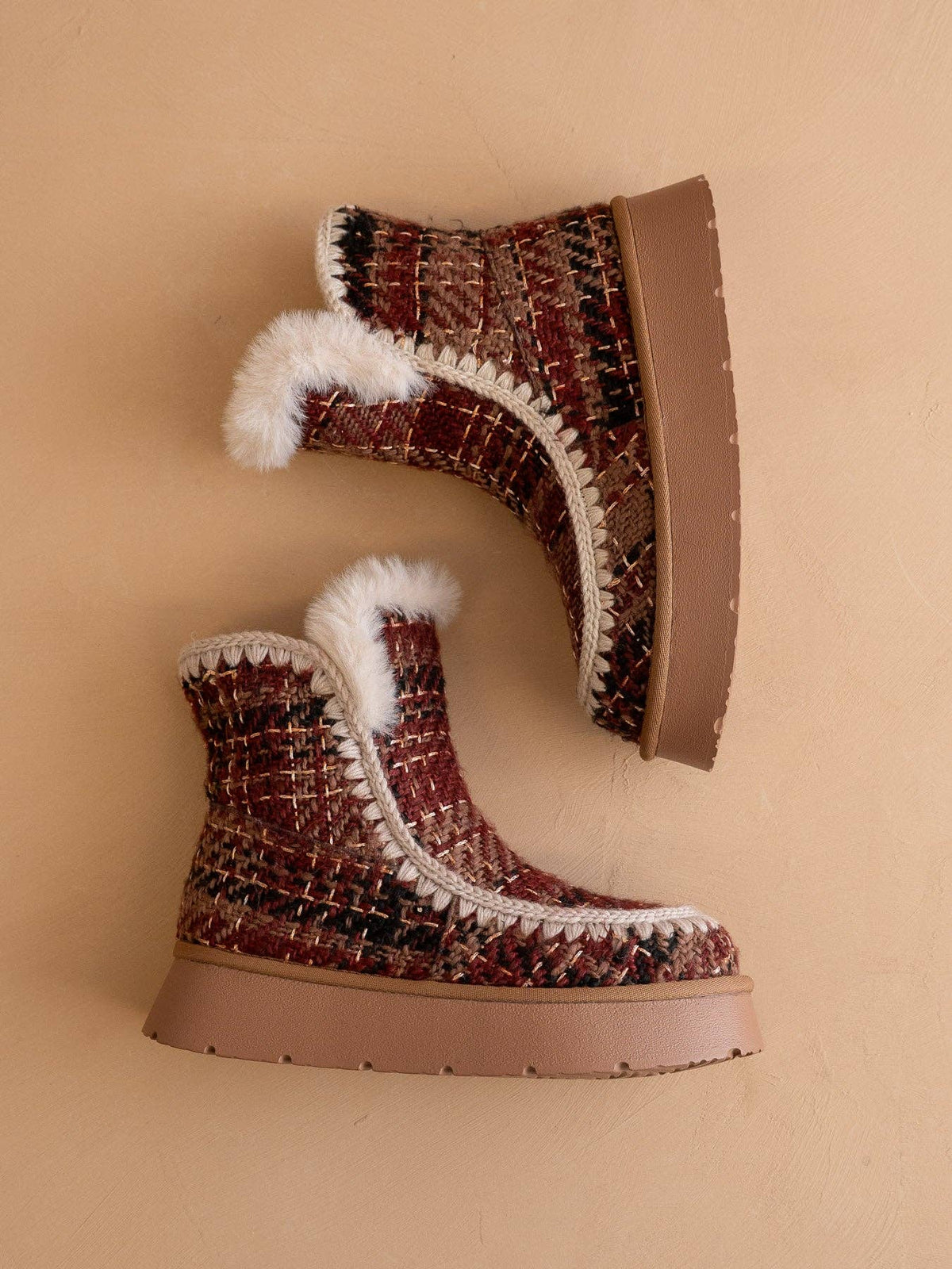 OASIS SOCIETY Joyce mocha tweed shearling trim platform winter boot showing shearling-lined upper and sturdy sole.