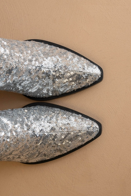 Pyramid Heel Knee High Sequin Boots - Oasis Society - RARA Boutique