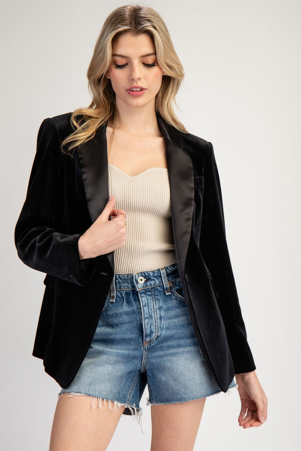 Long Sleeve Velvet Blazer with Satin Collar - eesome - RARA Boutique
