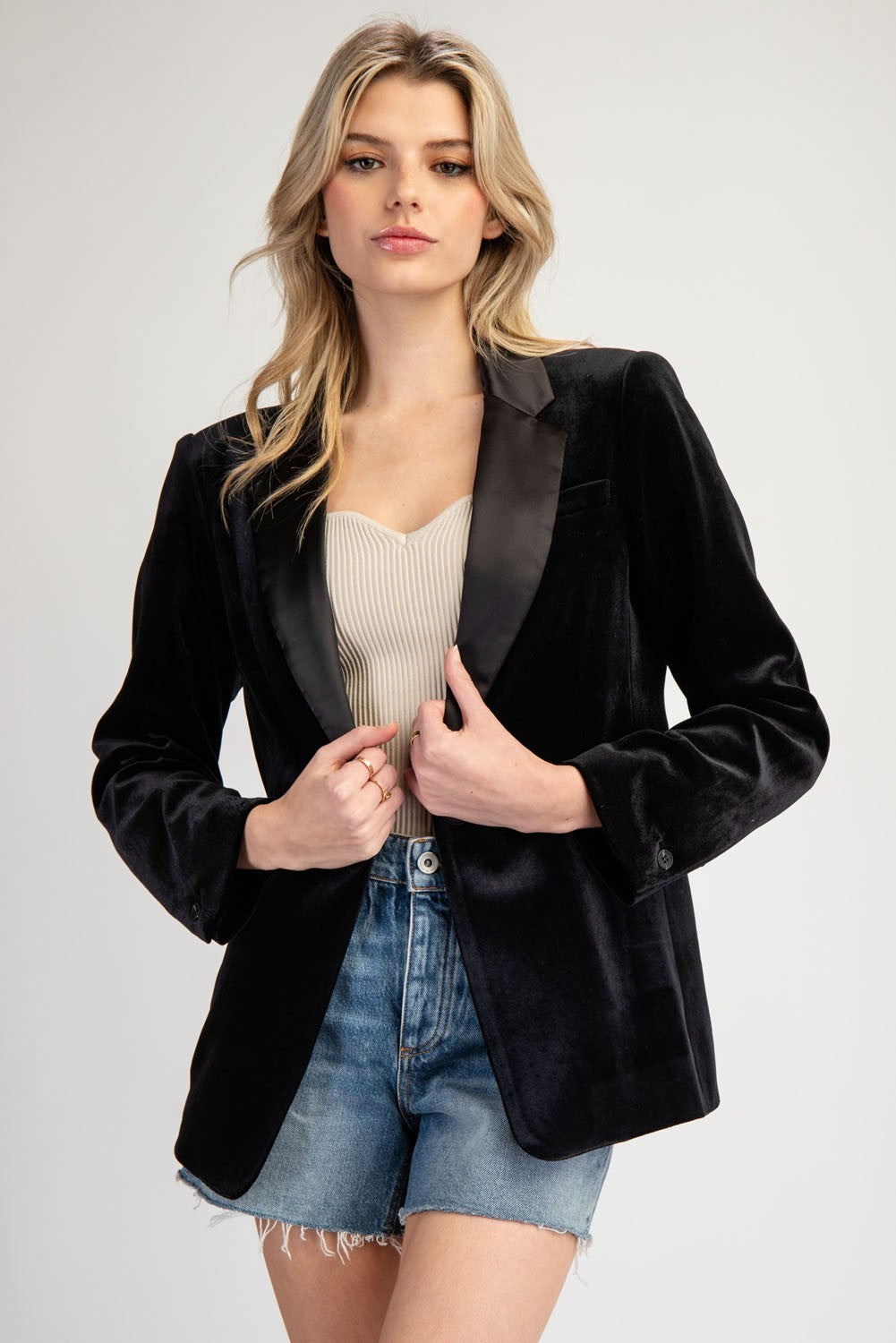 Long Sleeve Velvet Blazer with Satin Collar - eesome - RARA Boutique