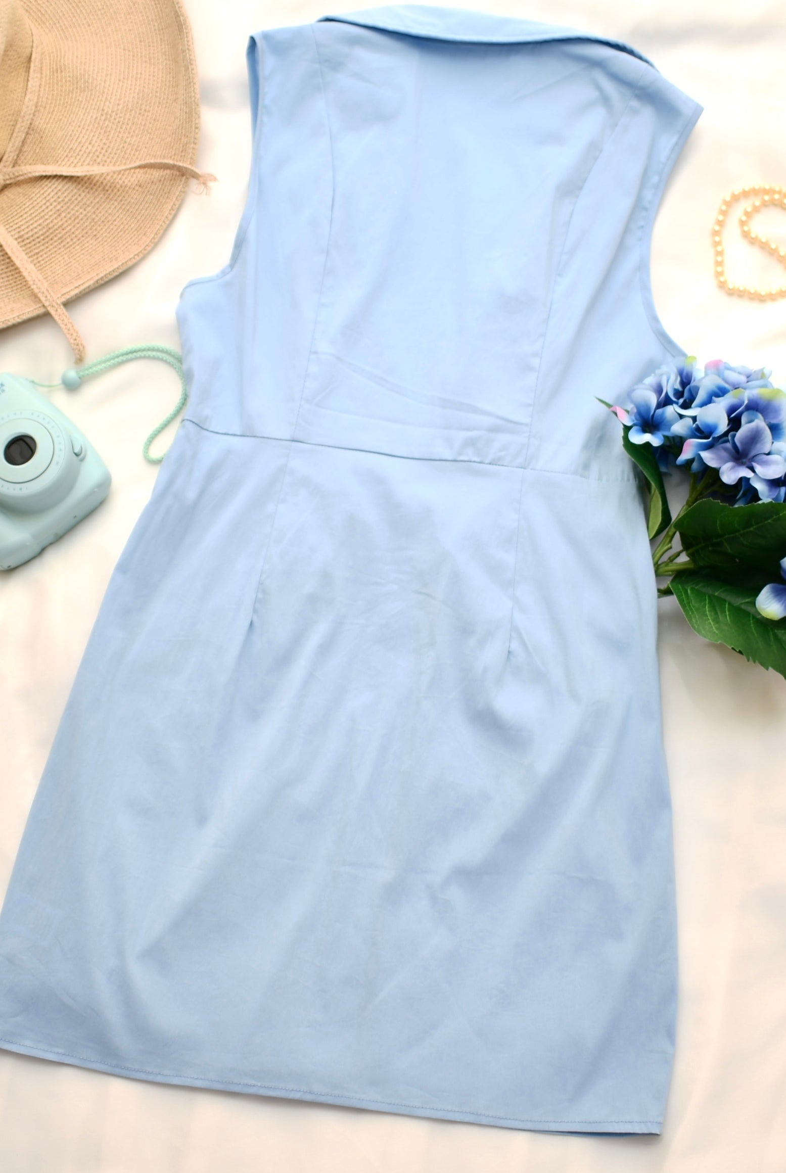 V-Neck Poplin Sleeveless Dress with Bow - RARA Boutique