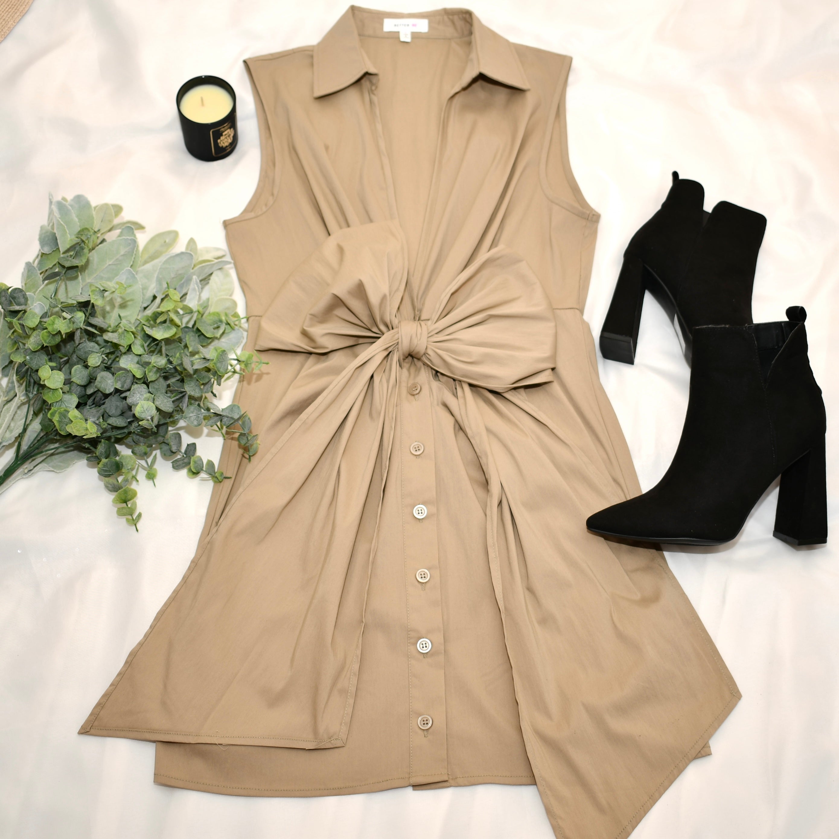 V-Neck Poplin Sleeveless Dress with Bow - RARA Boutique