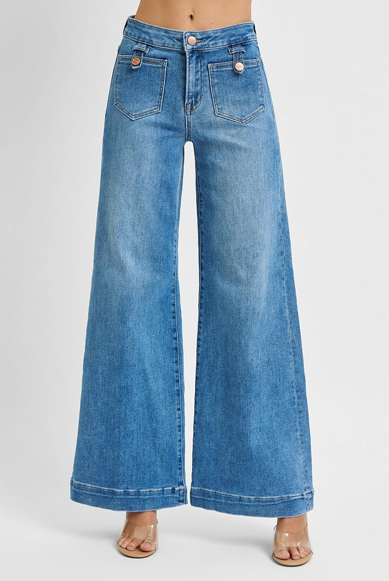 Mid Rise Wide Leg Patch Pocket Jeans - Risen - RARA Boutique