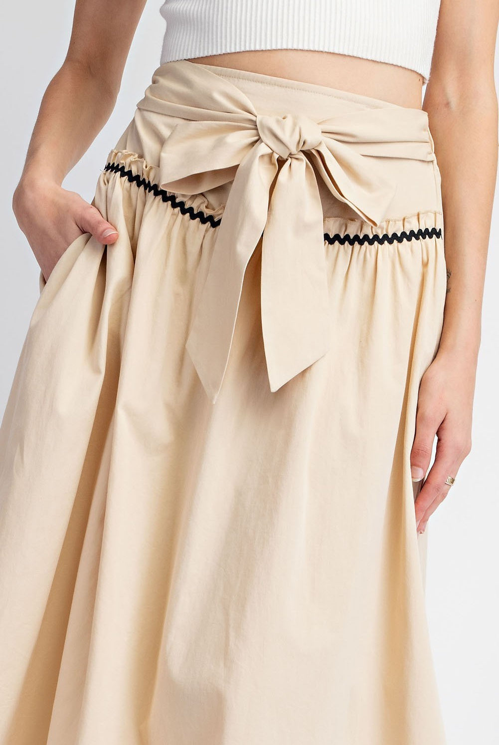 RICK RACK TRIM MIDI SKIRT - Eesome - RARA Boutique