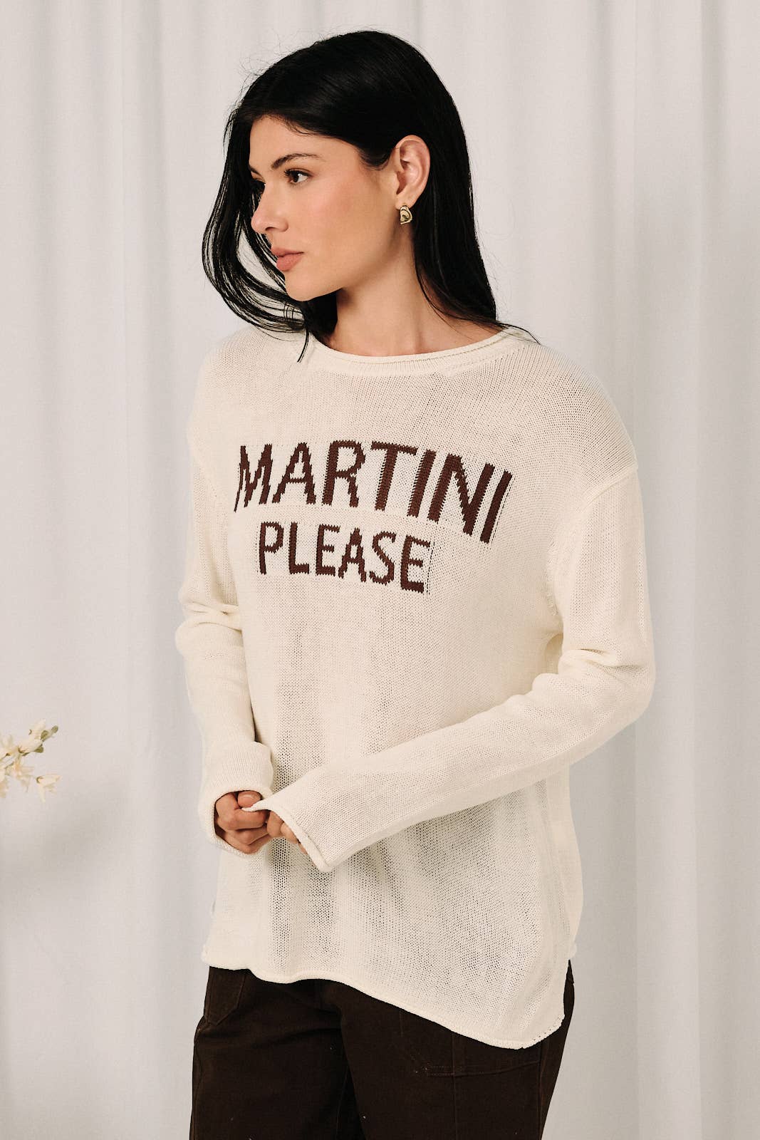 Light weight Sunday Edition long sleeve sweater with round neck and "Martini Please" text, in soft fabric and casual fit.