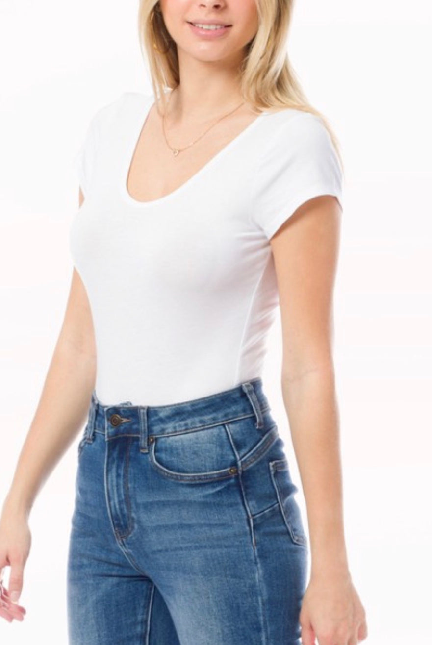 Short Sleeve Scoop Neck T-Shirt Bodysuit - Rara Boutique