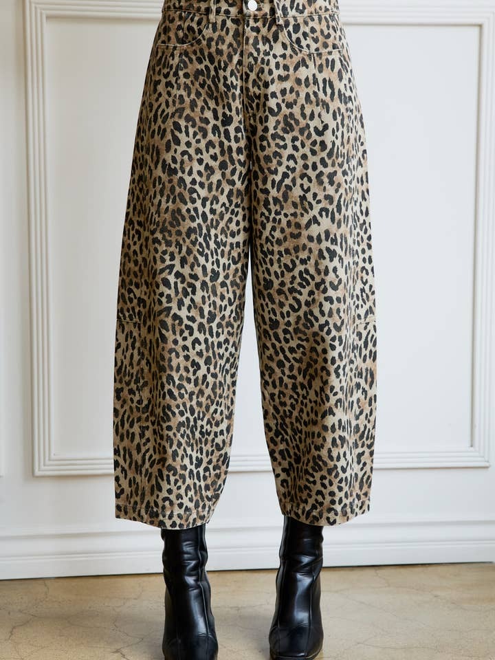 High Waist Leopard Print Barrel Jeans with Elastic Waist - Sunday Edition - RARA Boutique 