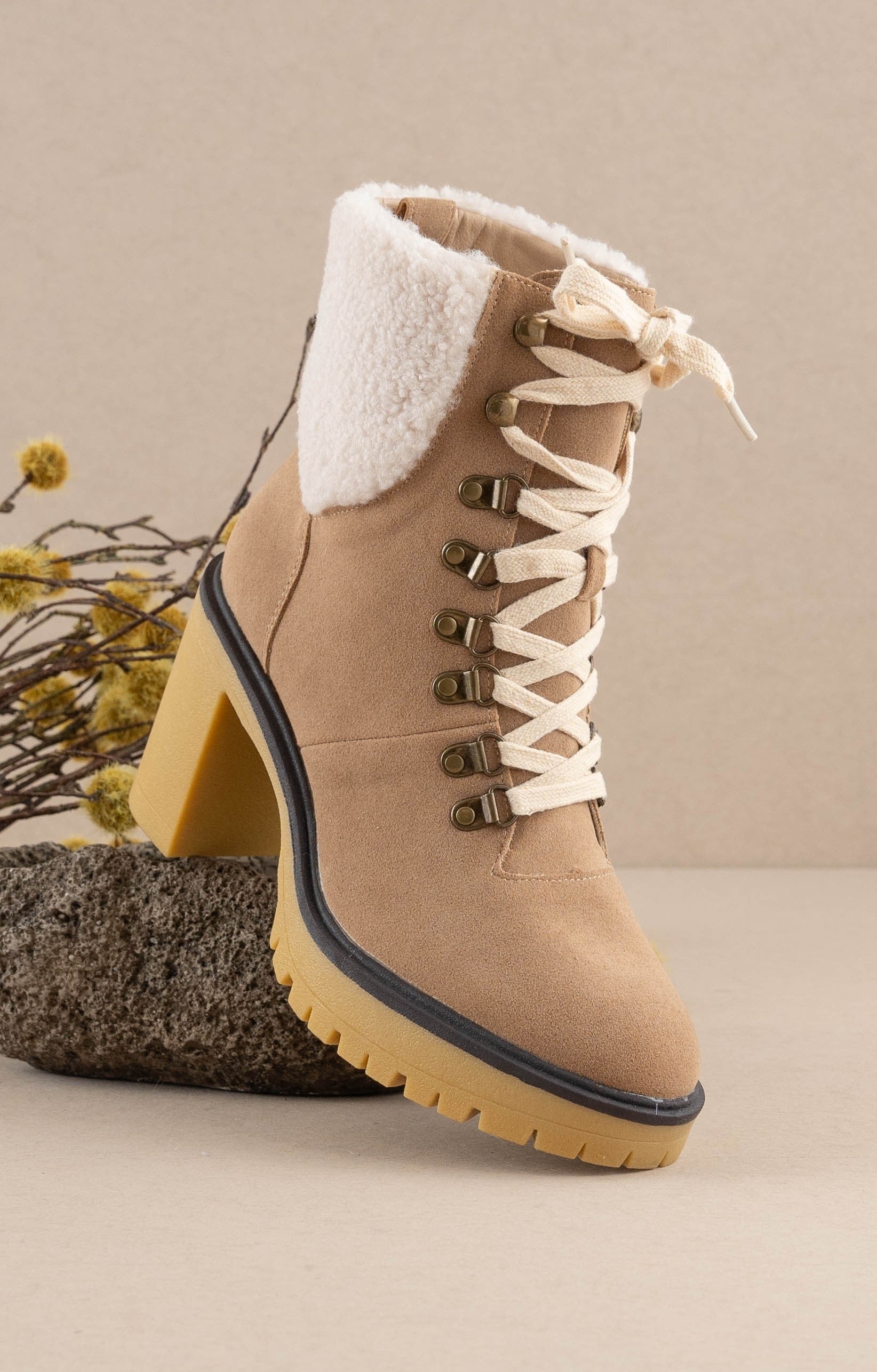 RARA Boutique heeled platform lace-up sherpa boots with chunky soles and cozy faux shearling lining, stylish and warm for winter.