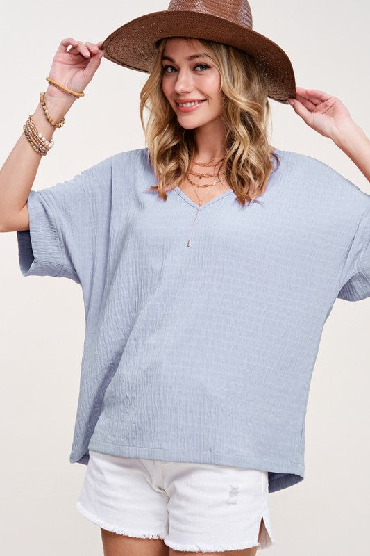 Short Sleeve Top in Oversized Fit with V-Neckline - RARA Boutique 