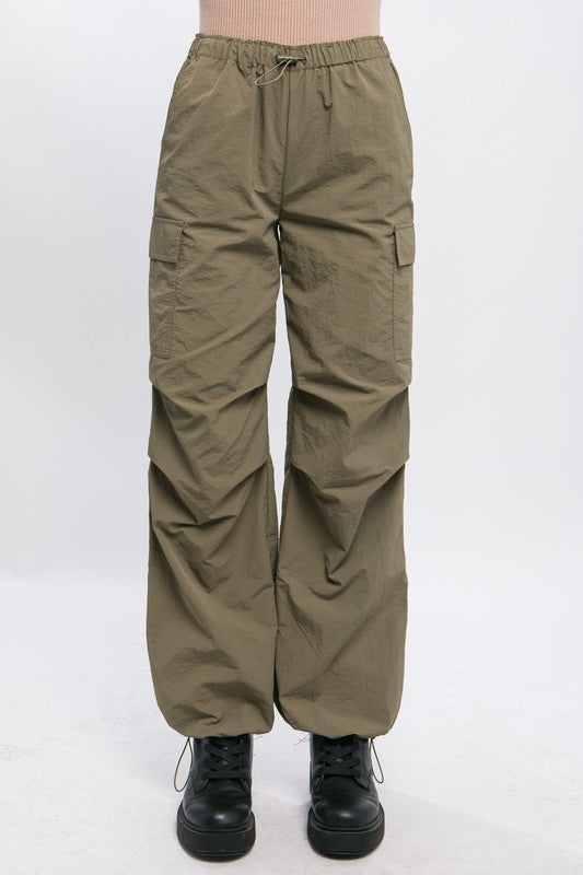 Loose Fit Parachute Cargo Pants - RARA Boutique 