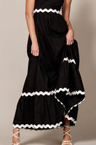 Sleeveless Contrast Wavy Trim Maxi Dress - RARA Boutique 