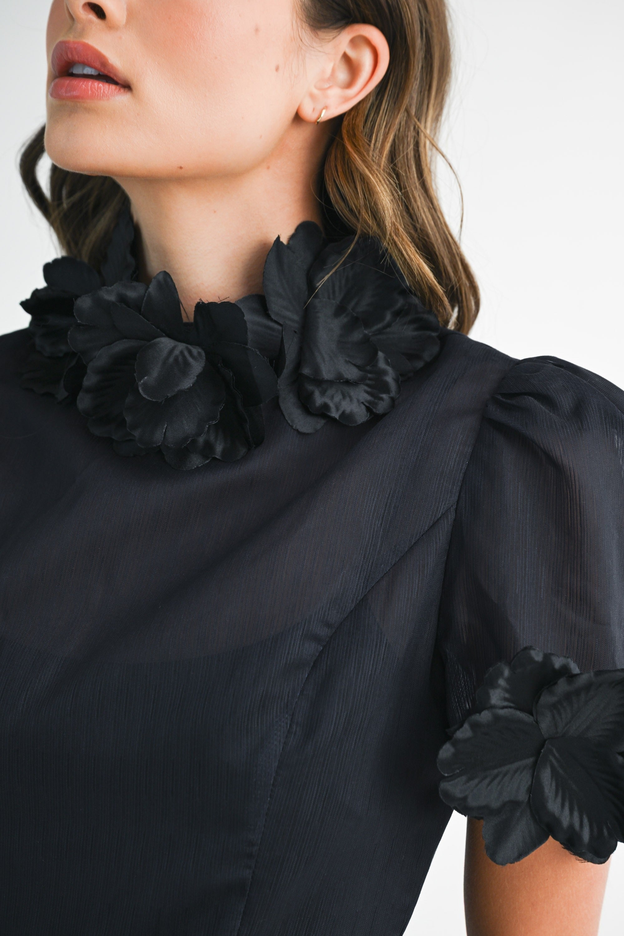 3D Floral Trim High Neck Short Sleeve Midi Dress - EB Luxe - RARA Boutique 