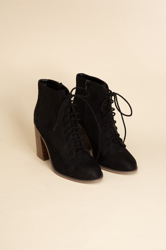 Lace up Block Heel Booties with Pointed Toe - RARA Boutique 