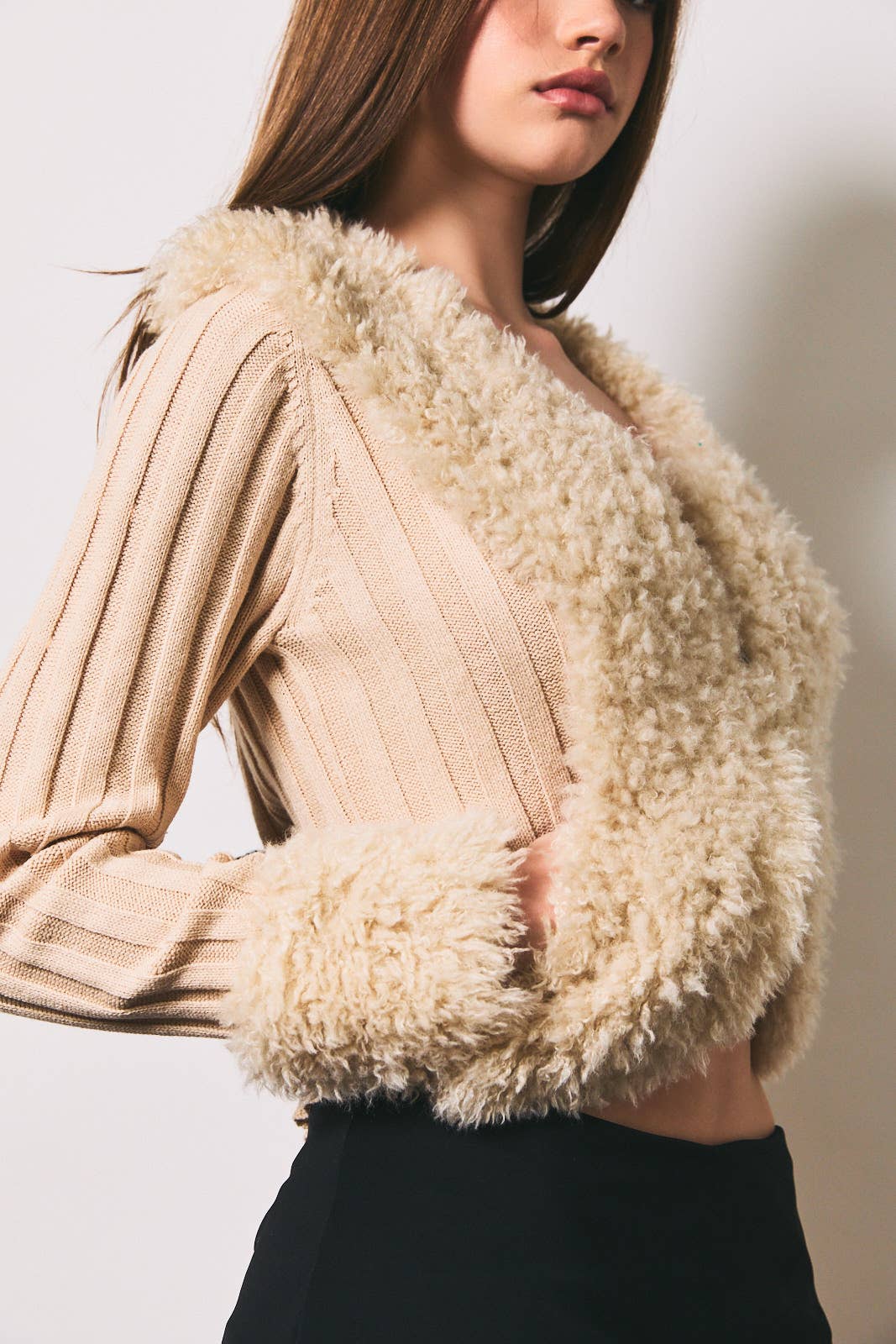 LE LIS long sleeve v-neck fur sweater rib jacket, cozy and stylish with plush fur and rib-knit details, perfect for cold weather.