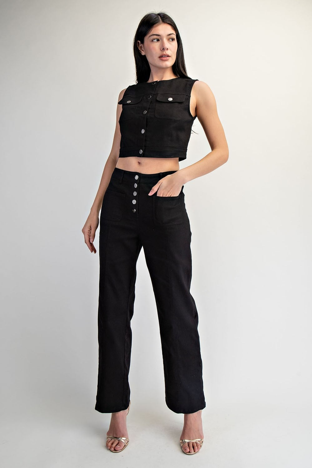 RARA Boutique twill patch pocket straight-leg cropped pants in neutral color, casual style with front and back pockets.