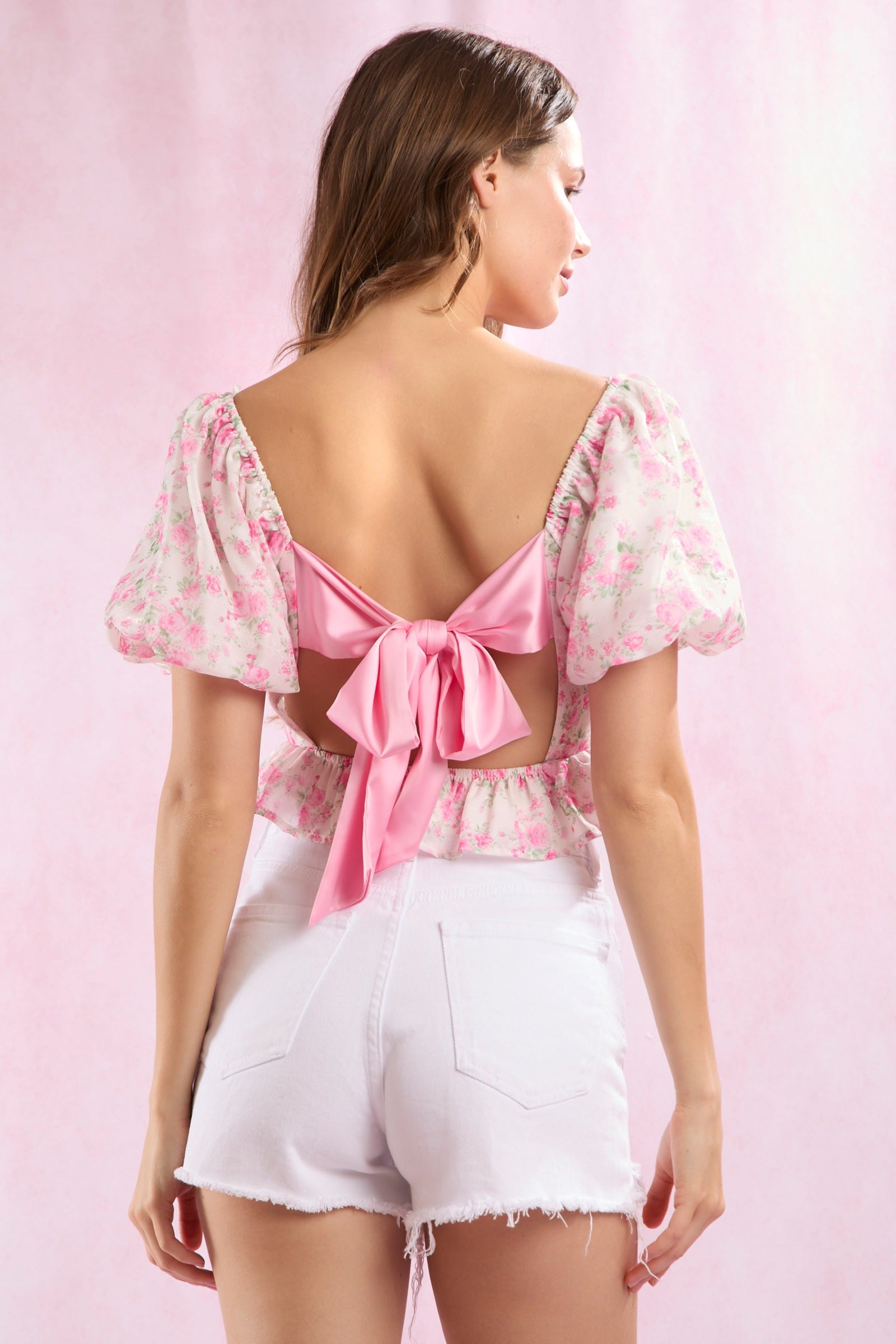 Jacquard Floral Bubble Sleeve Back Tie Peplum Top - Peach Love - RARA Boutique 