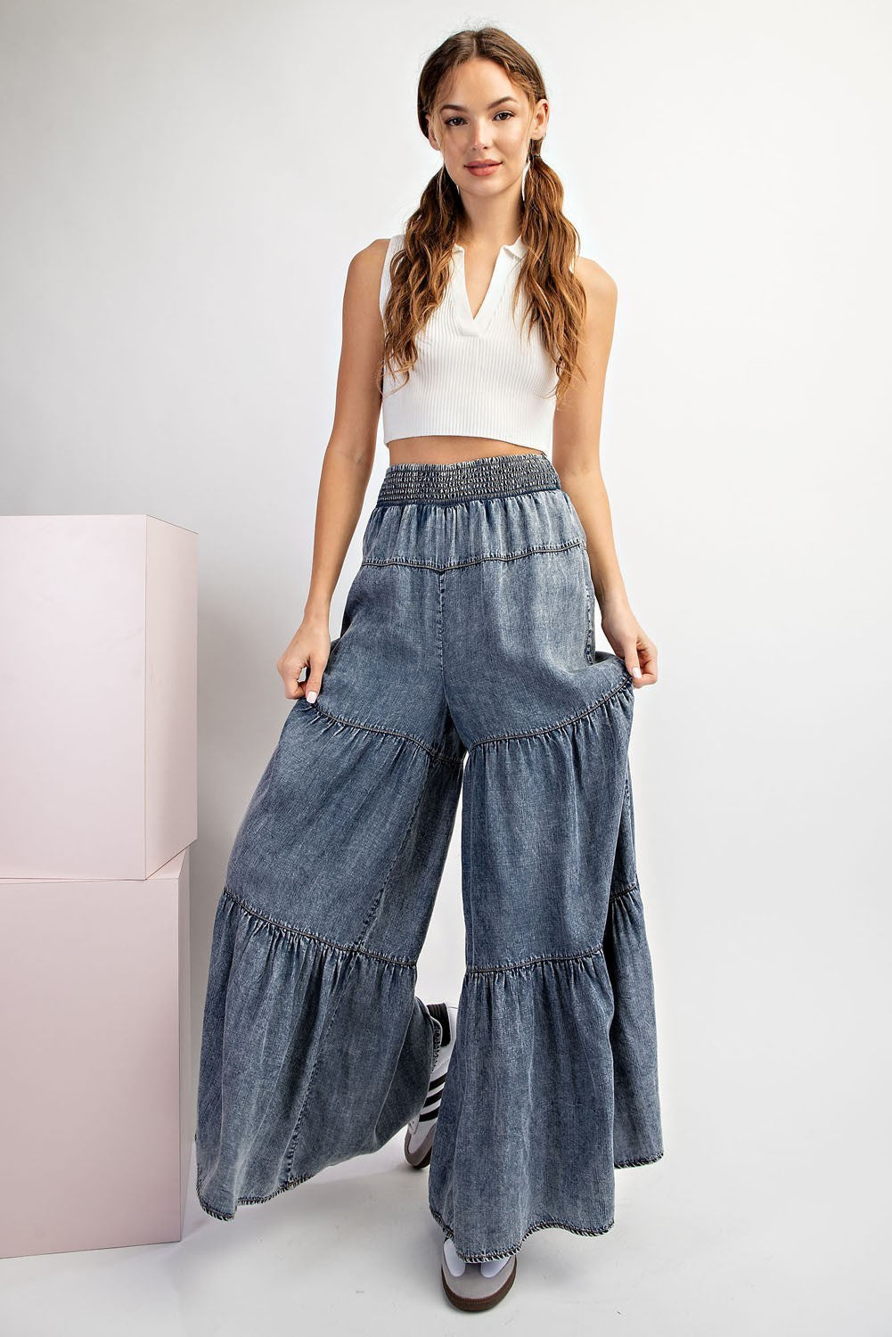 Snow Washed Denim Tiered Wide Leg Palazzo Pants - eesome - RARA Boutique 