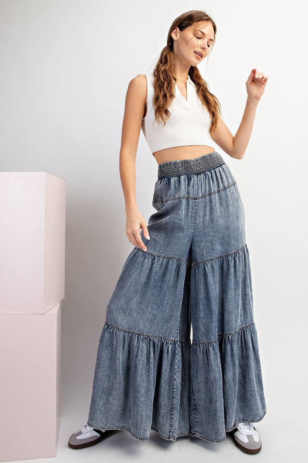 Snow Washed Denim Tiered Wide Leg Palazzo Pants - eesome - RARA Boutique 