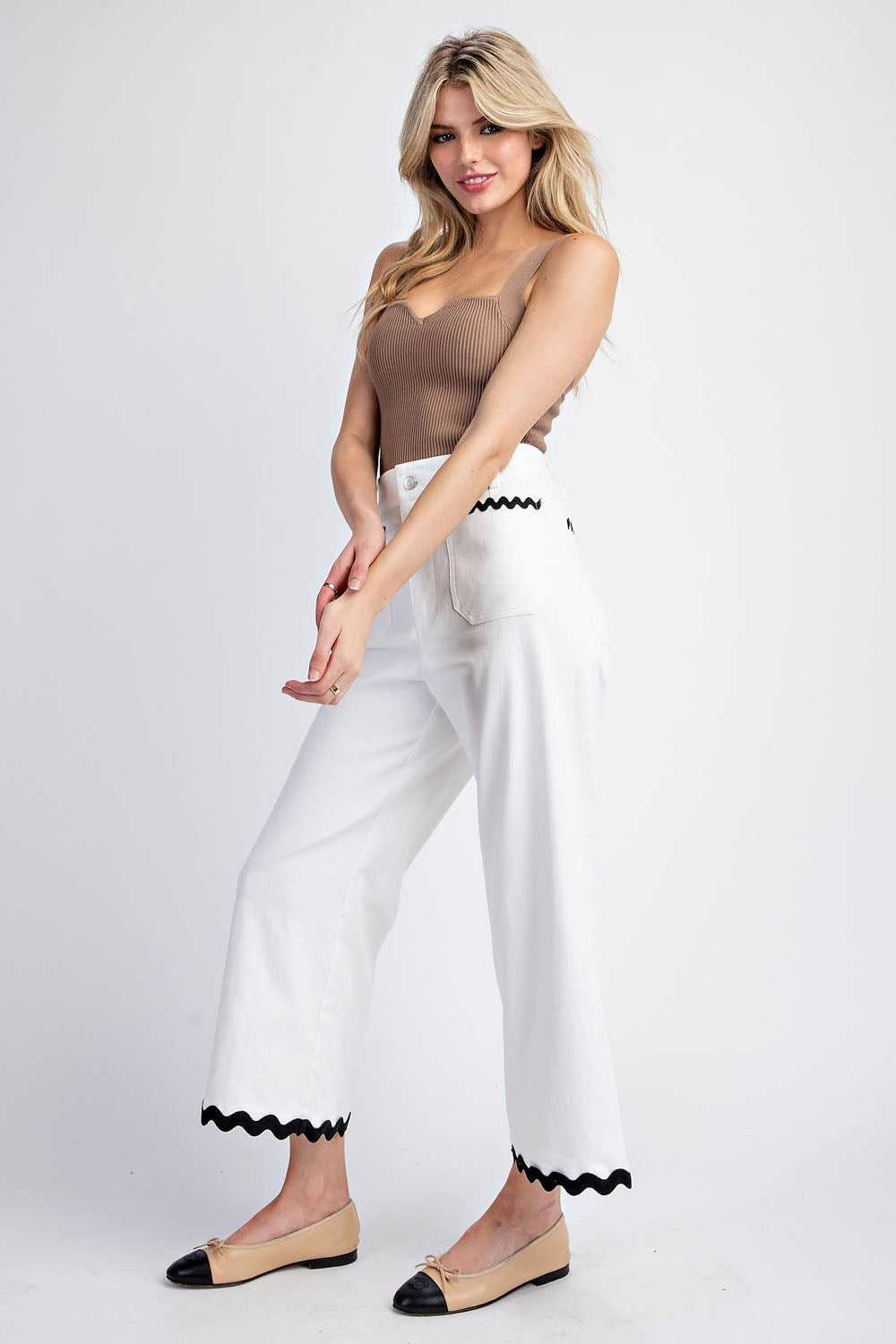 Wavy Contrast Ric Rac Trim Cropped Wide Leg Pants - eesome - RARA Boutique 