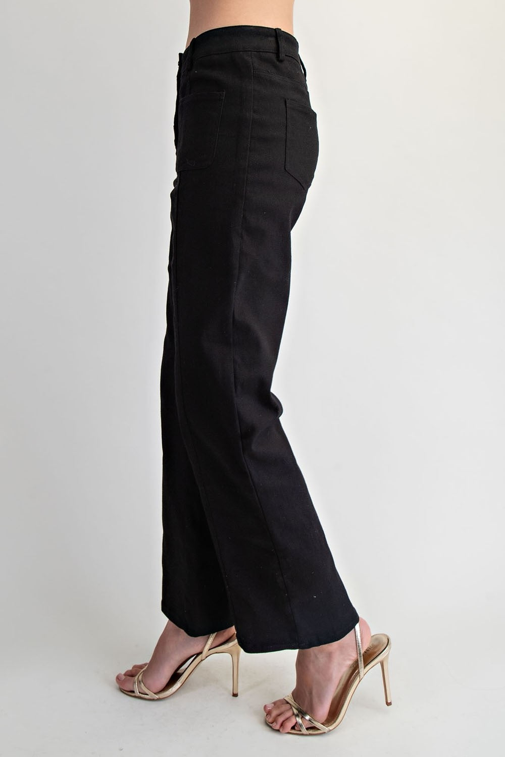 RARA Boutique Twill Patch Pocket Straight Leg Cropped Pants, beige color, featuring front patch pockets and a tailored fit.