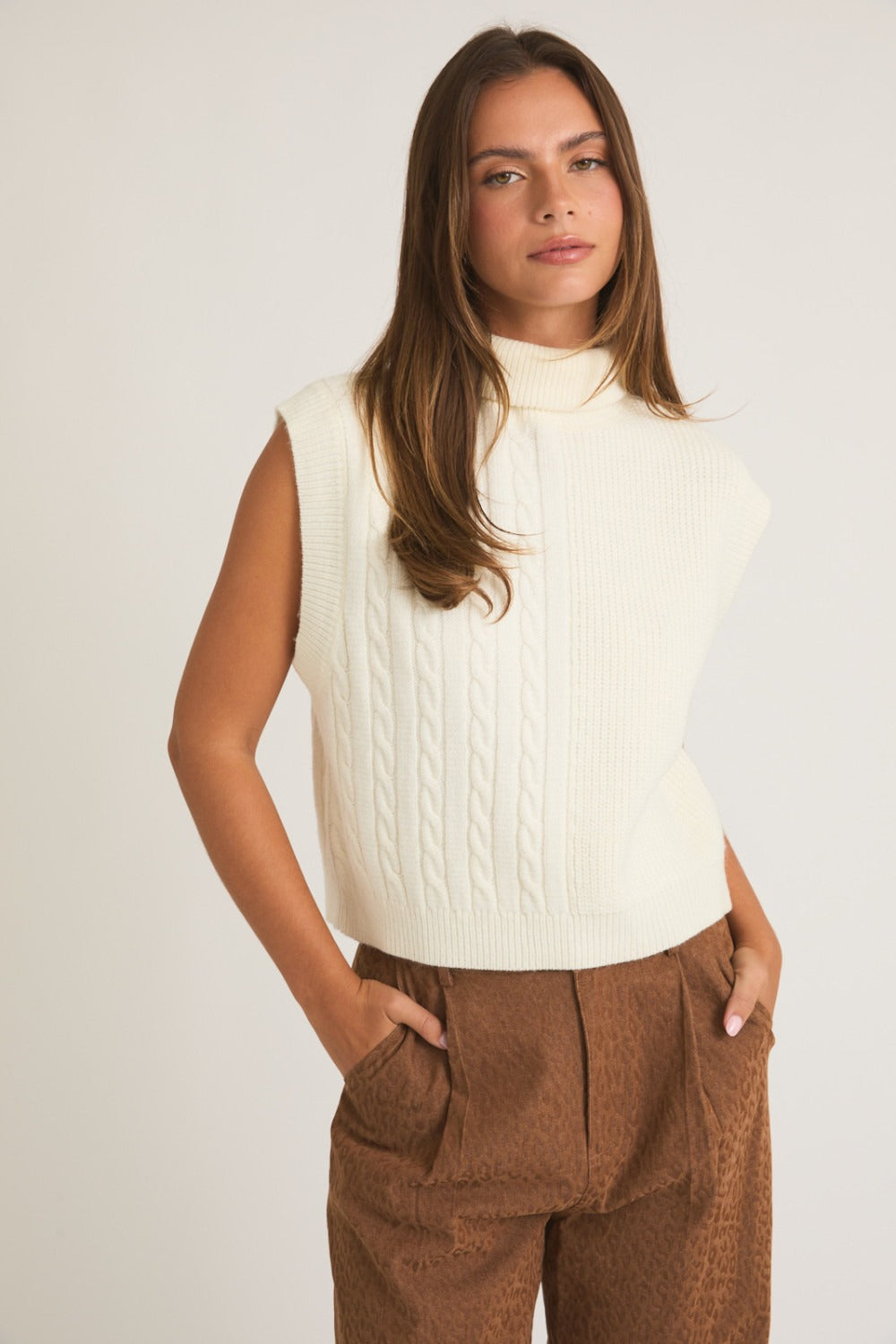 Ribbed & Cable Knit Turtleneck Sweater Vest - Le Lis – RARA Boutique